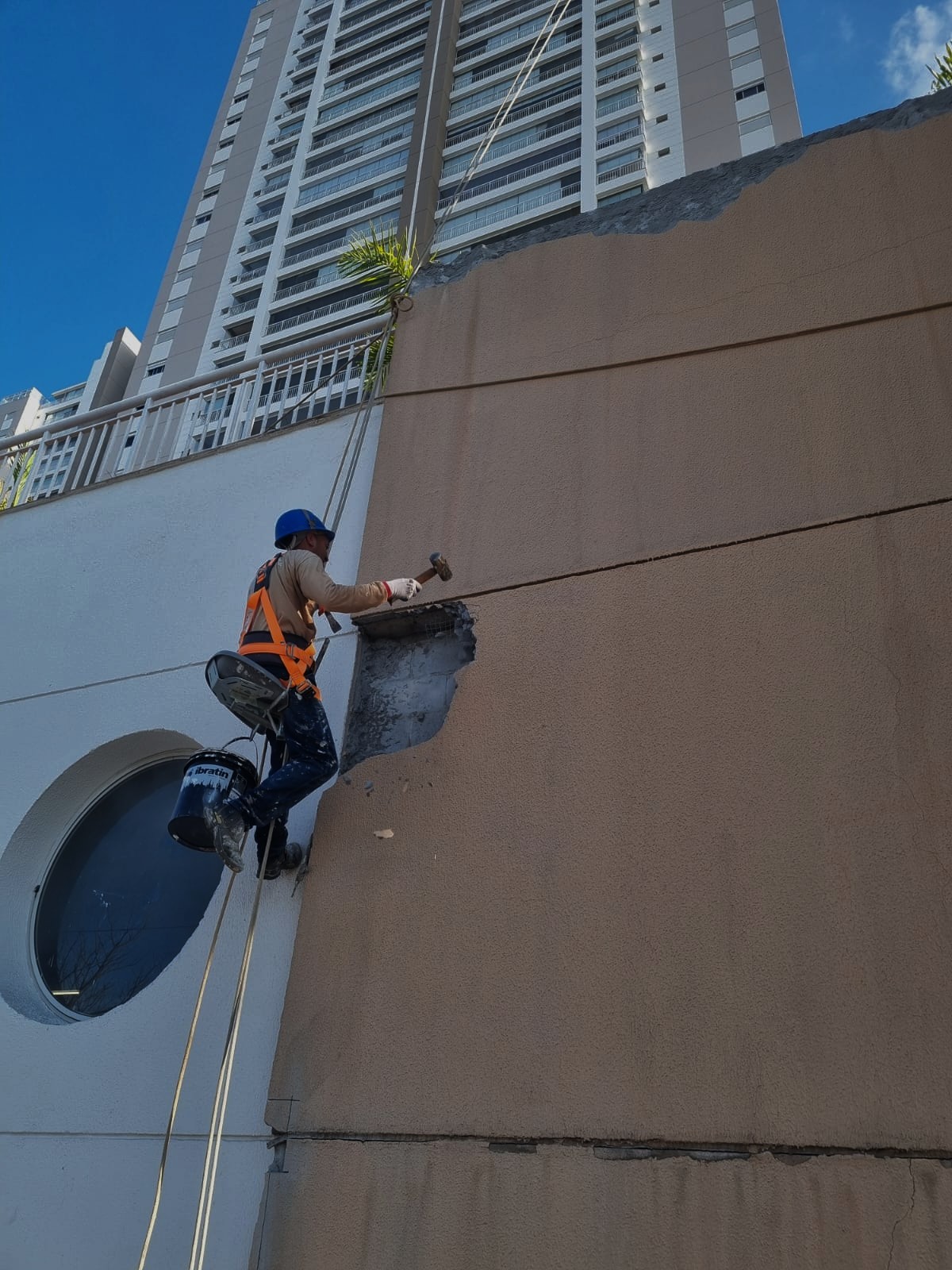 Sua obra em boas mãos